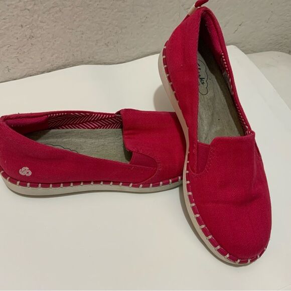 Cloudsteppers by Clarks Step Glow Slip Pink Canvas Loafer Flats Shoes Womens 5M - Picture 3 of 10